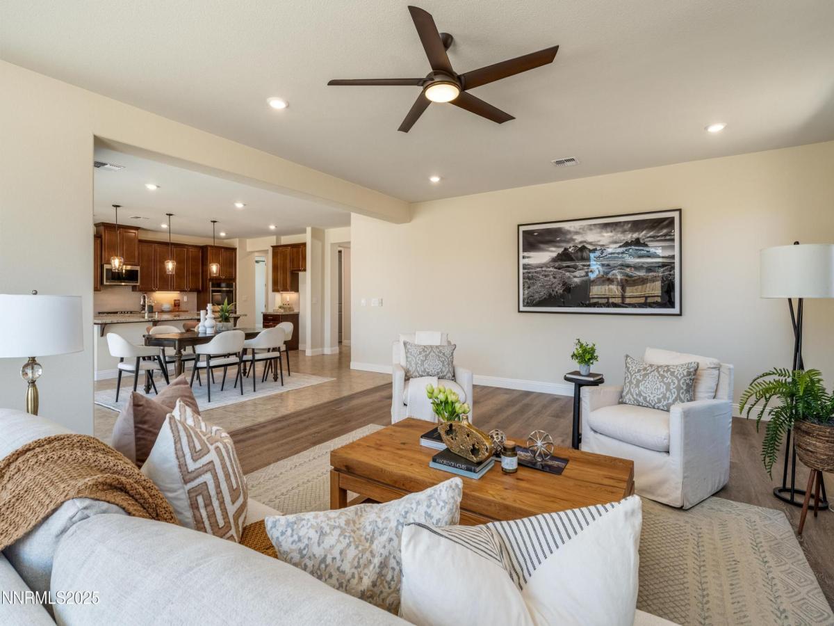 MLS #250059342 image #0