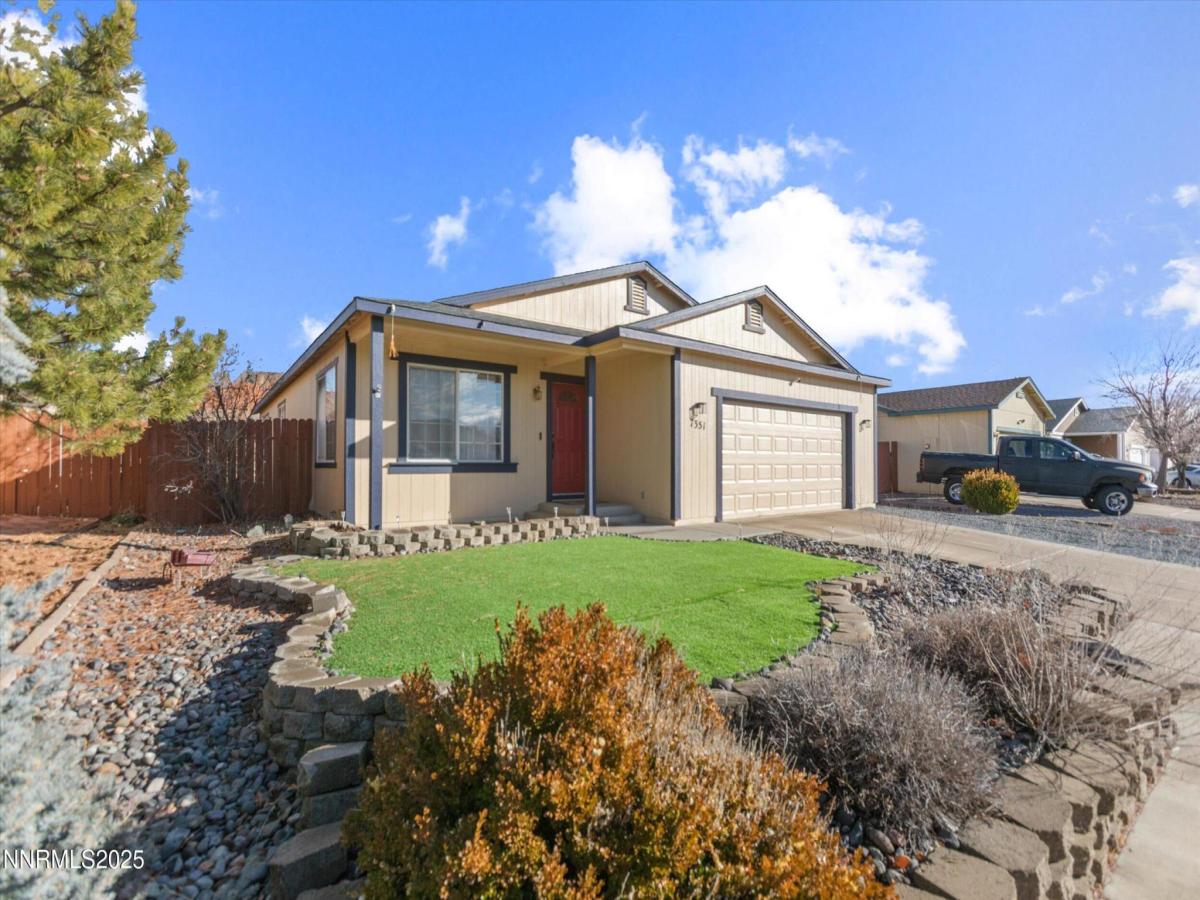 MLS #260000271 image #0