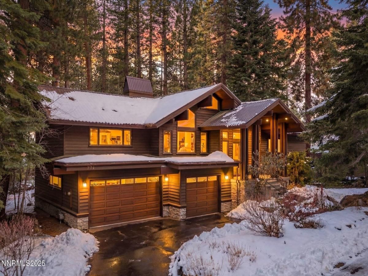 MLS #260000289 image #0