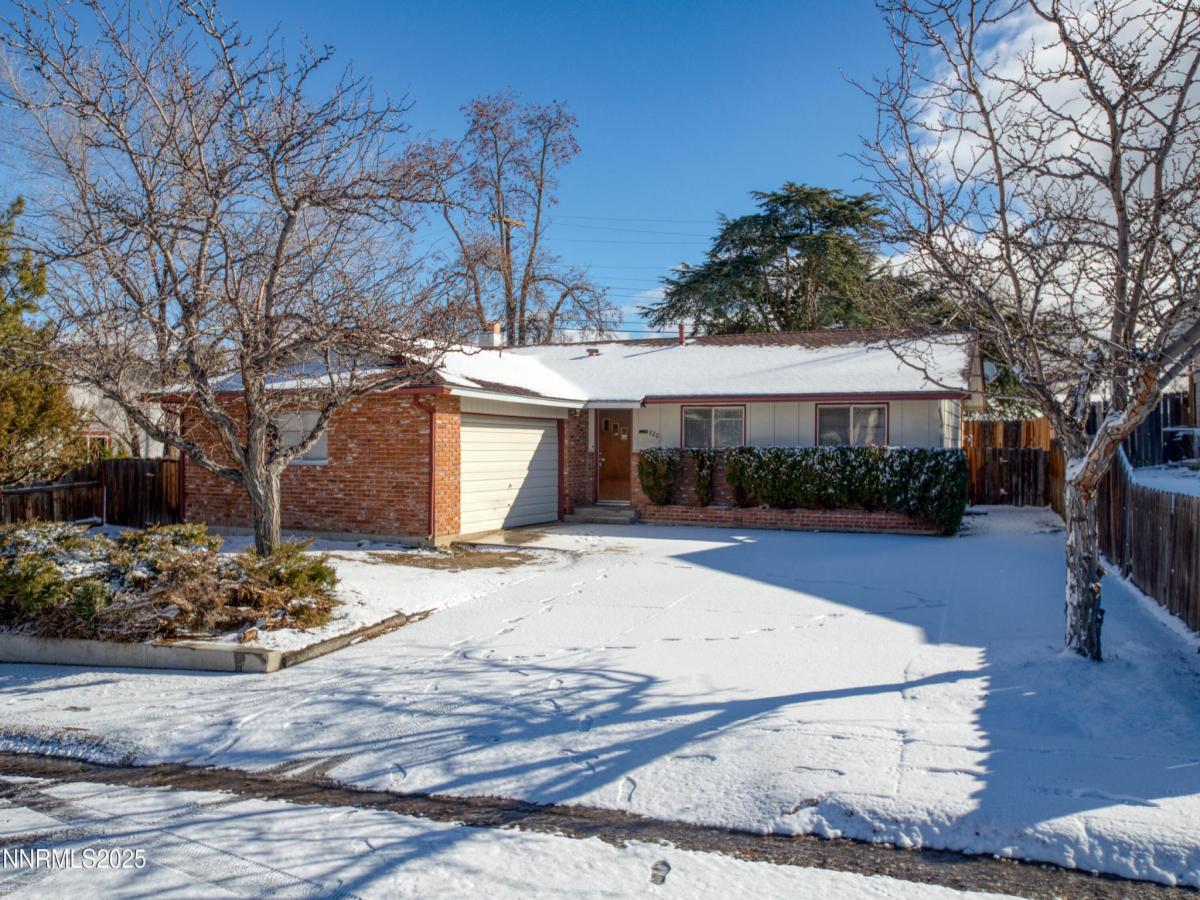 MLS #260000314 image #0