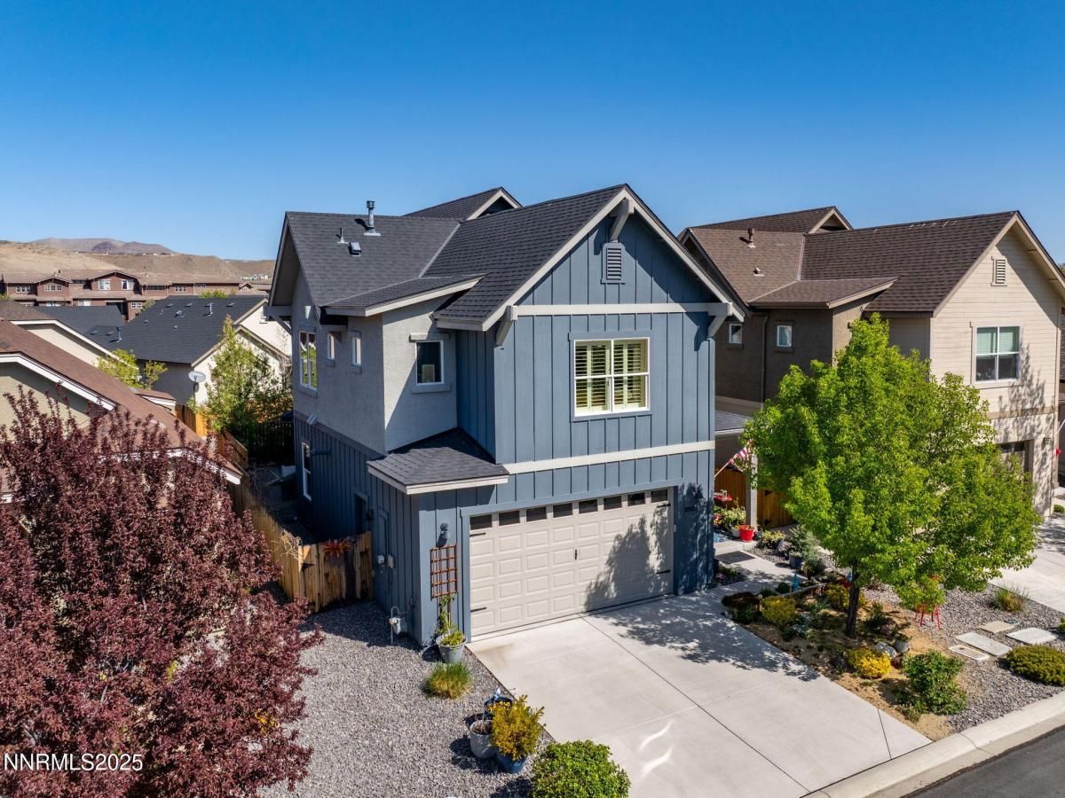 MLS #260000379 image #0