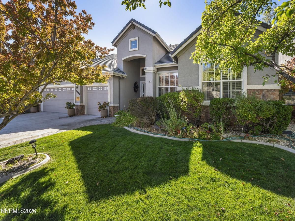 MLS #260000483 image #0