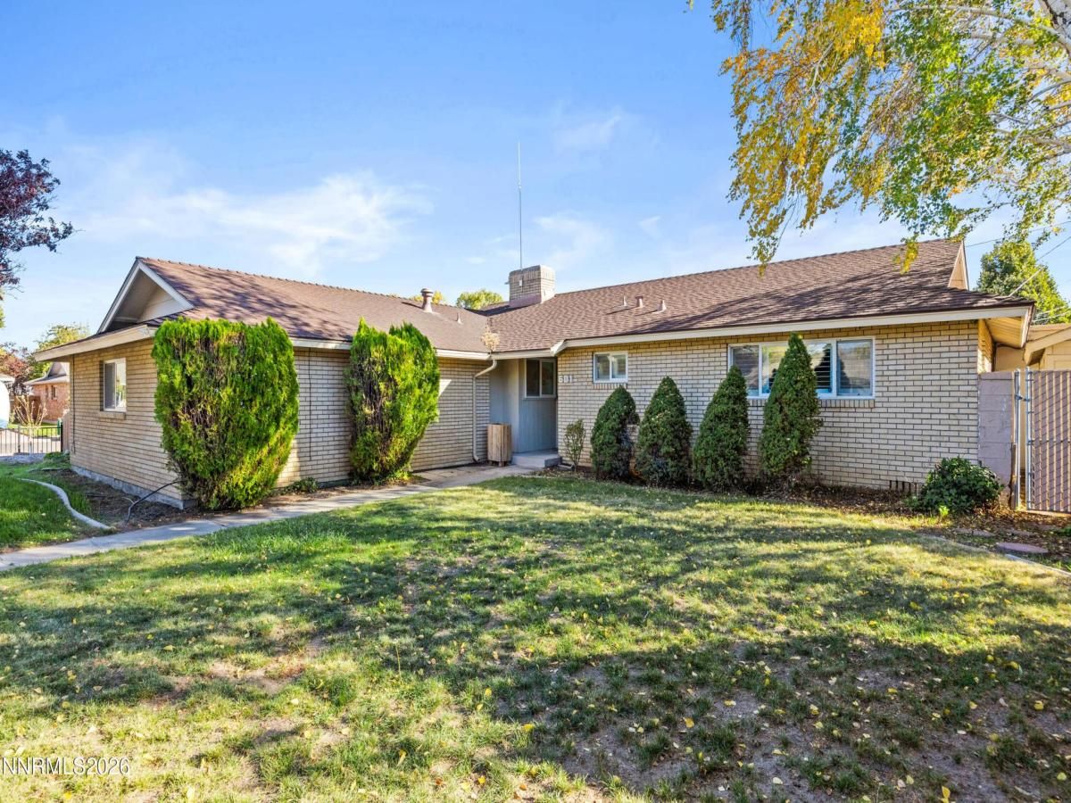 MLS #260000869 image #0