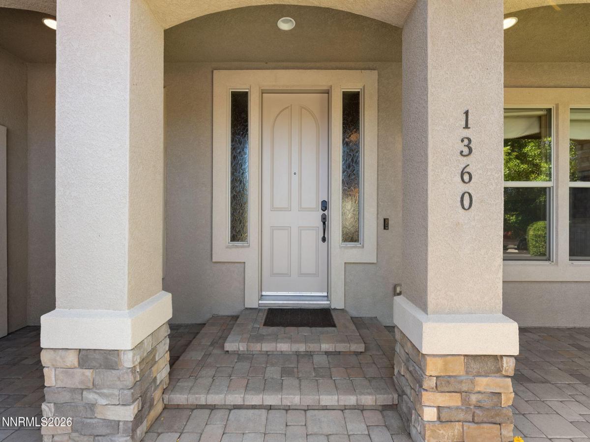 MLS #260007611 image #0