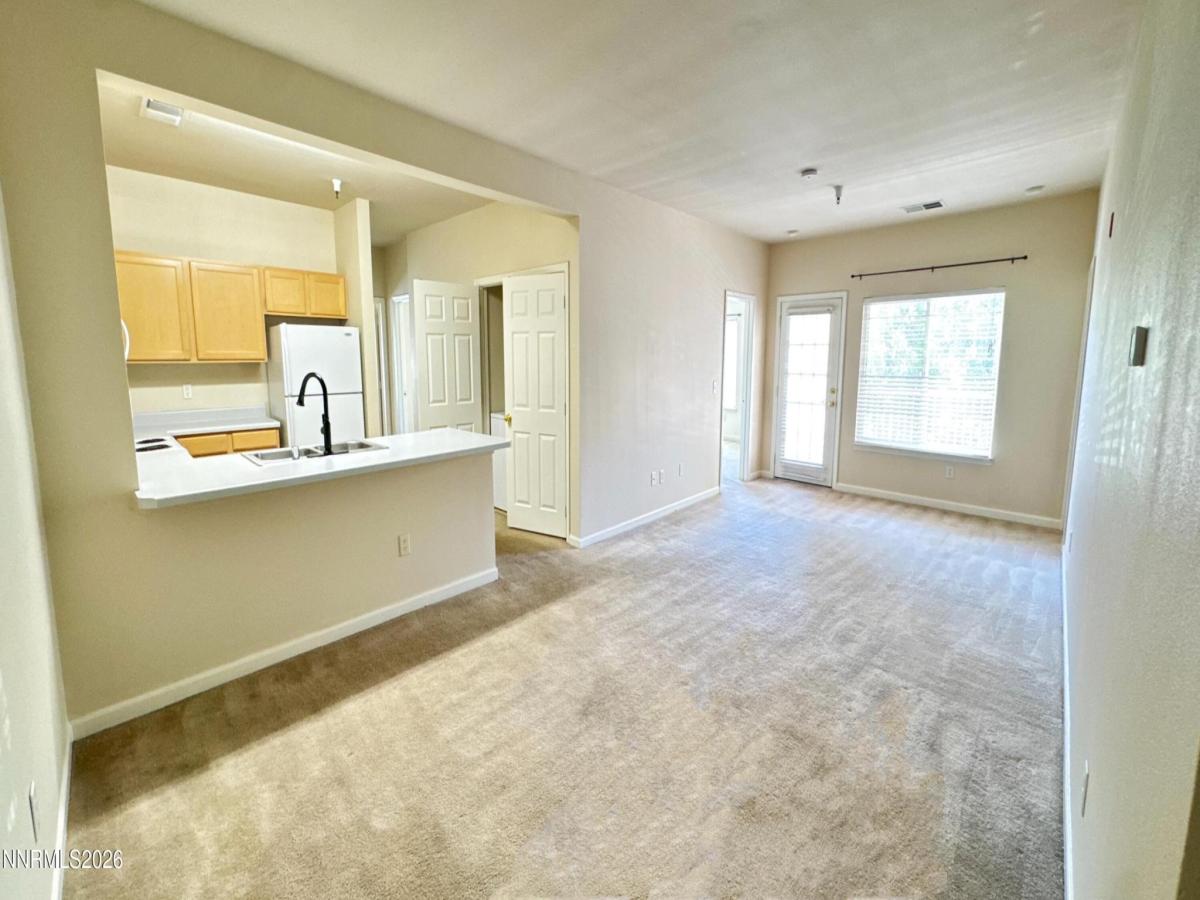 MLS #260008383 image #0