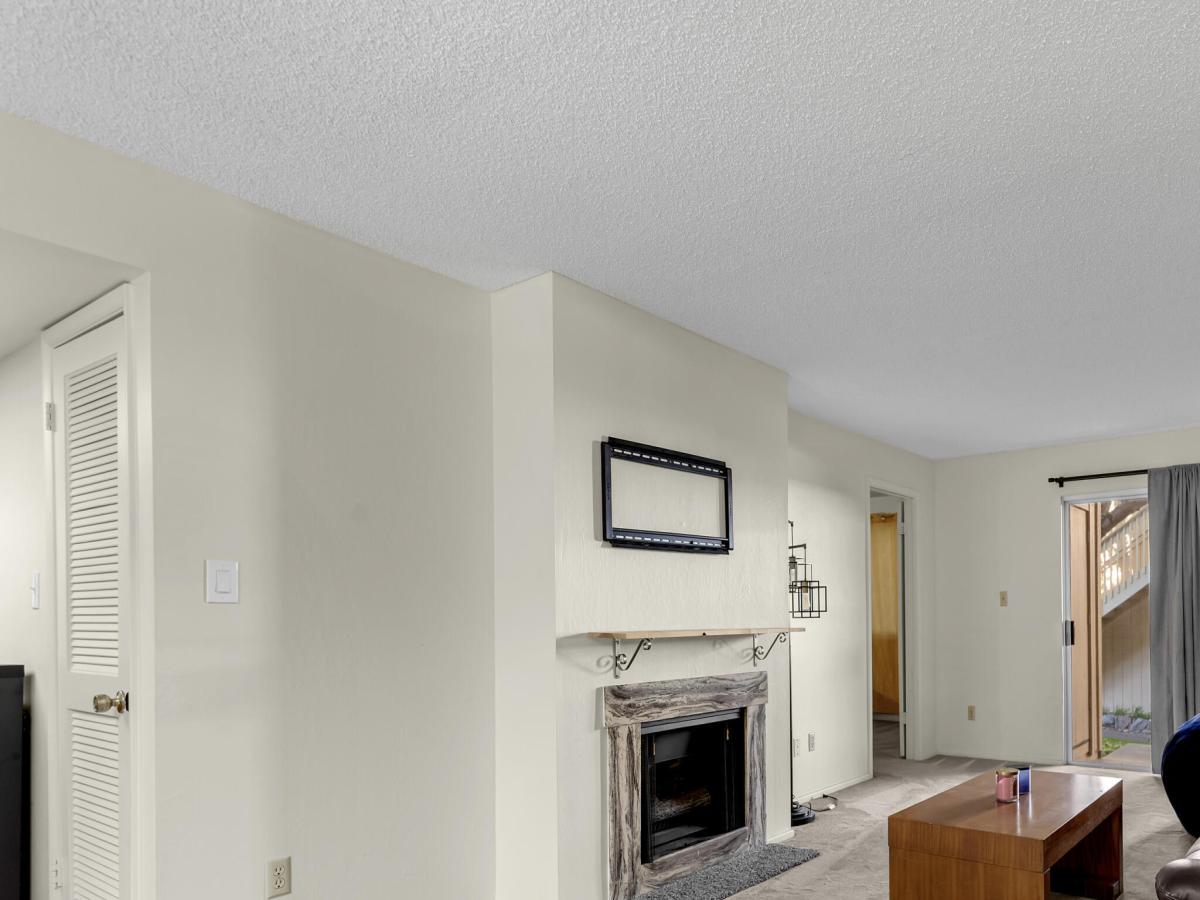 MLS #260009070 image #0