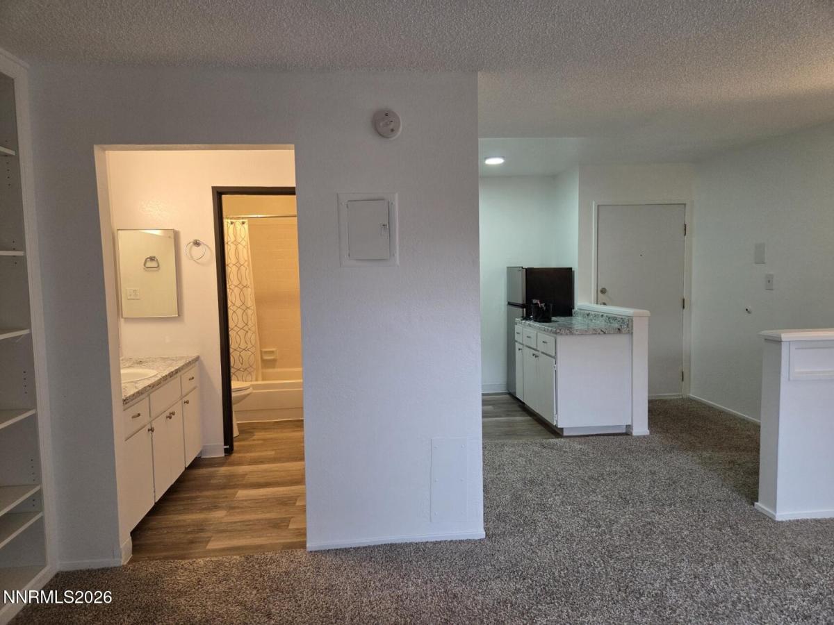 MLS #260010320 image #0