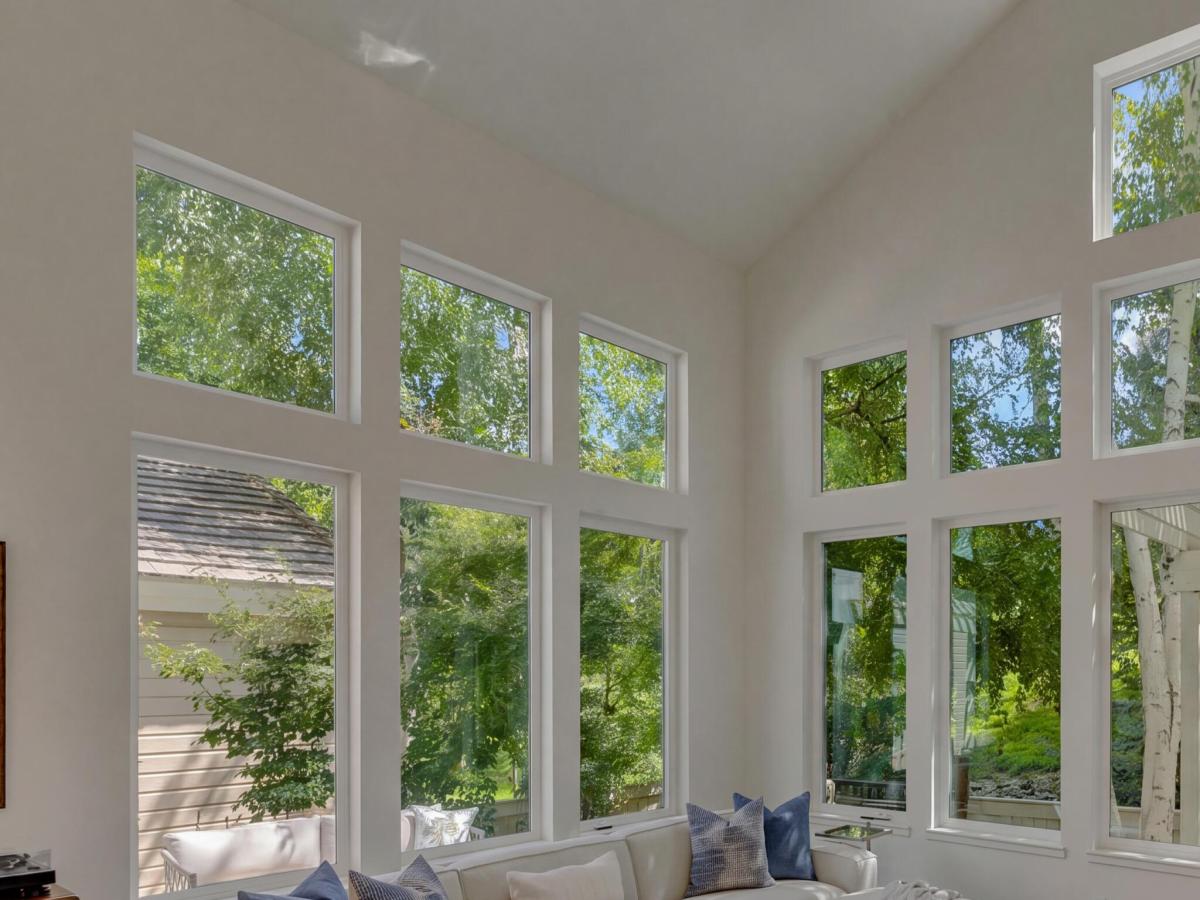 MLS #260011372 image #0