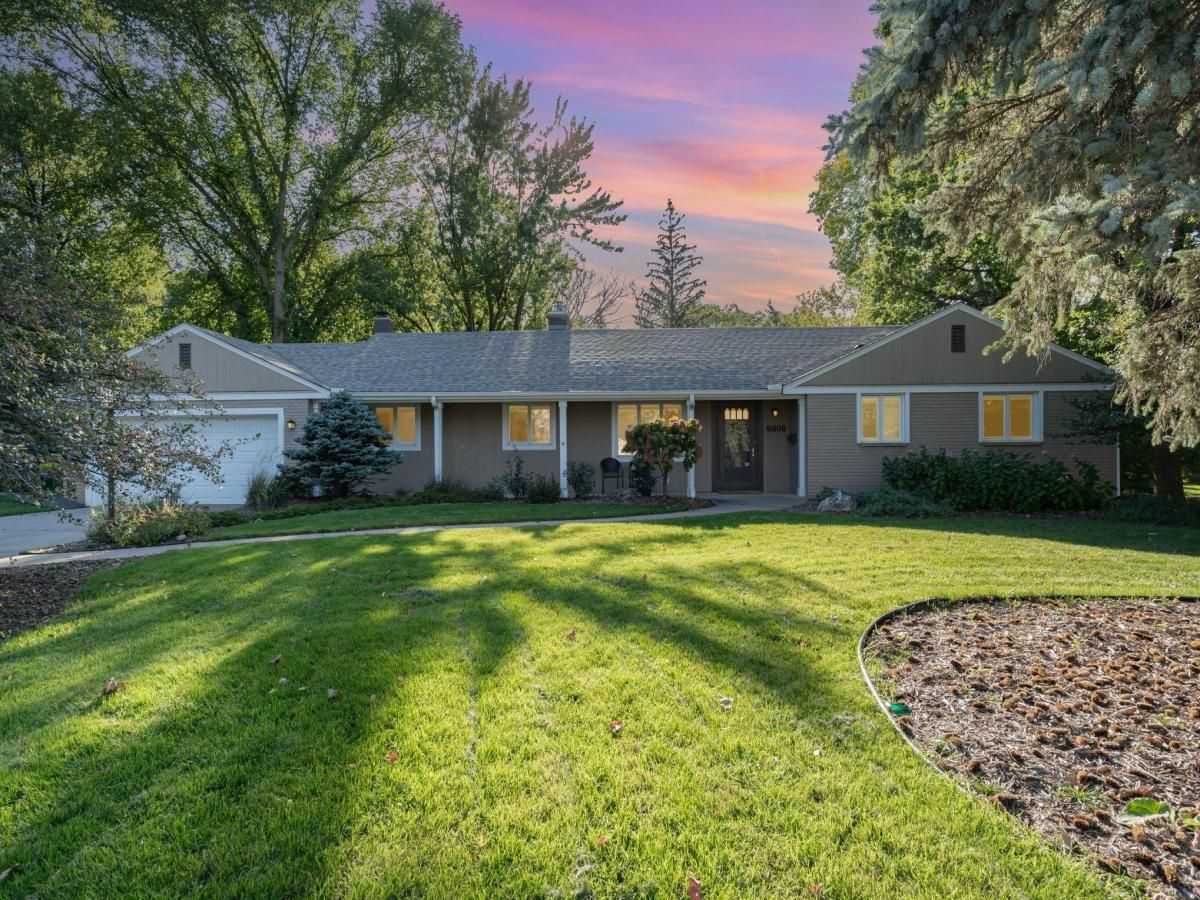 MLS #NST6802144 image #0