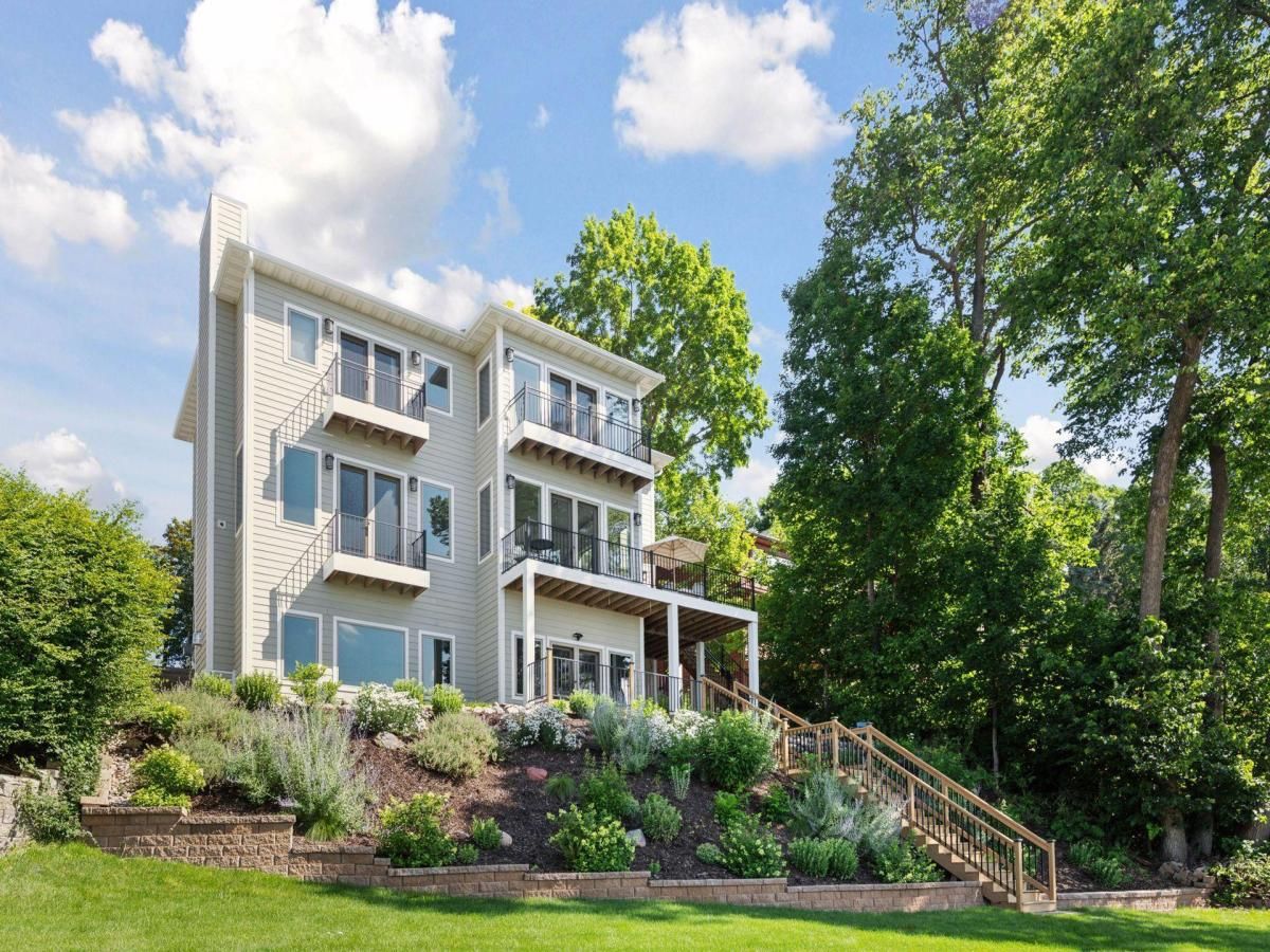 MLS #NST7009702 image #0