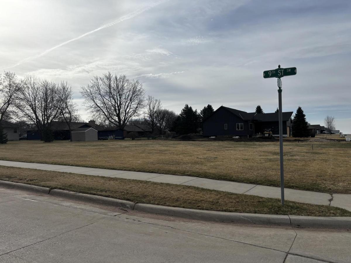 MLS #NST7044714 image #0