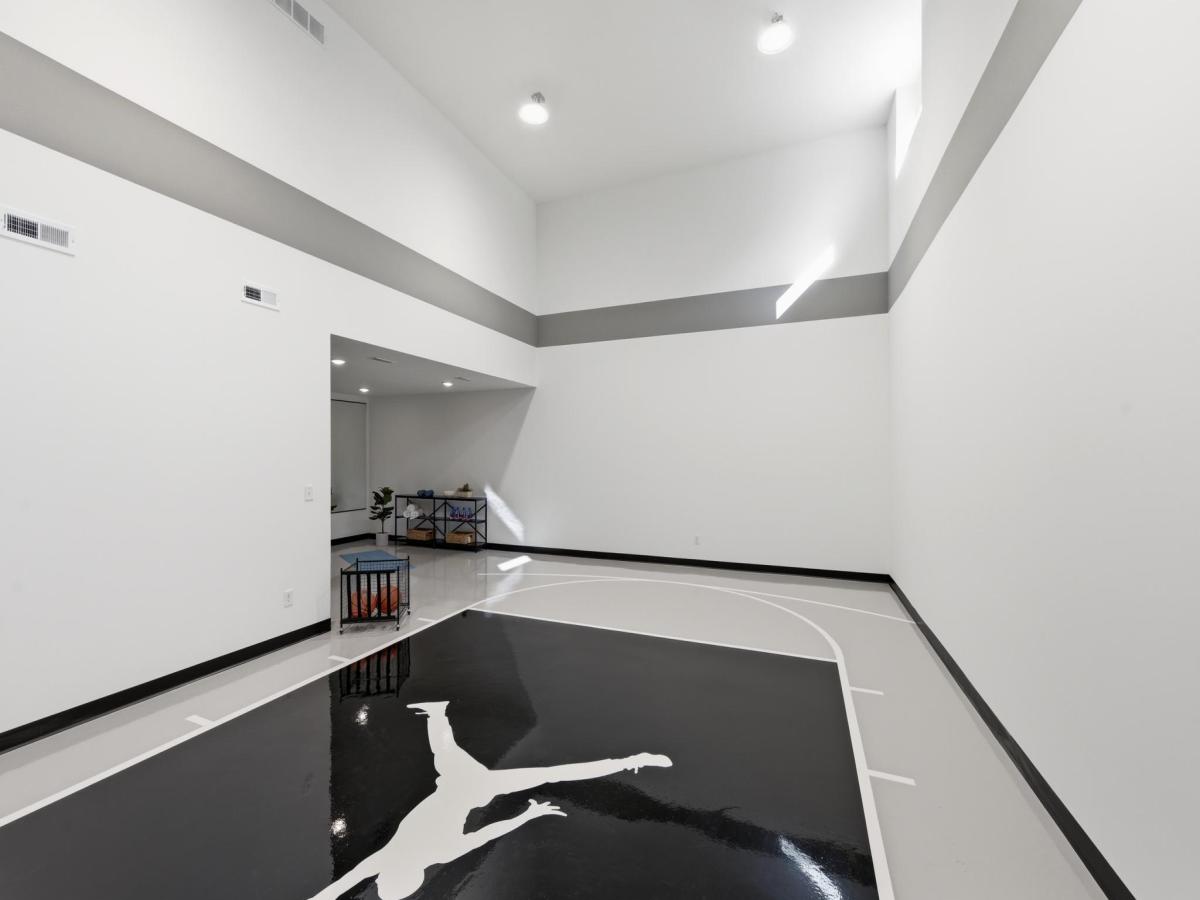 MLS #NST7153108 image #0