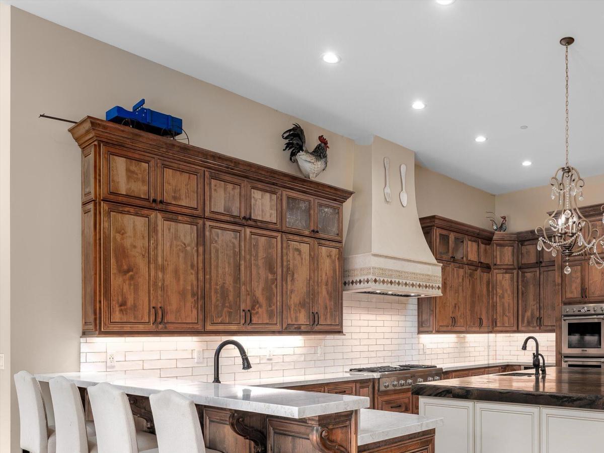 MLS #26001731 image #0