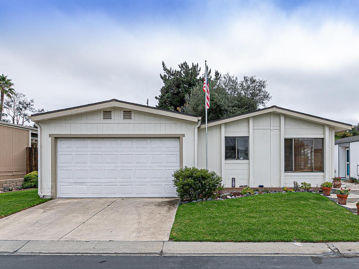 MLS #26001927 image #0