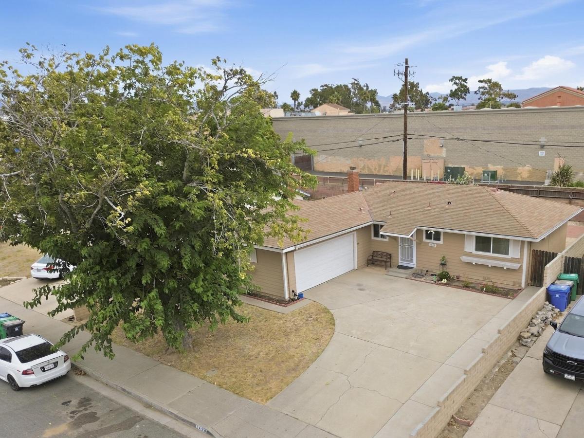 MLS #26001931 image #0