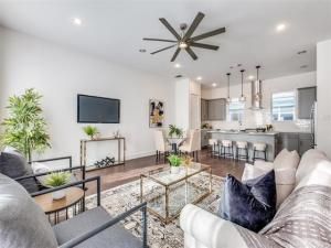 MLS #20818943 image #0