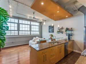 MLS #20831045 image #0