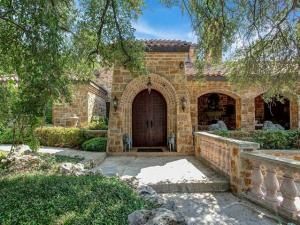 MLS #20895542 image #0