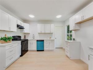 MLS #20904263 image #0