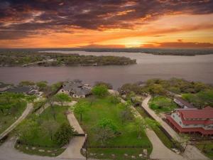 MLS #20906630 image #0