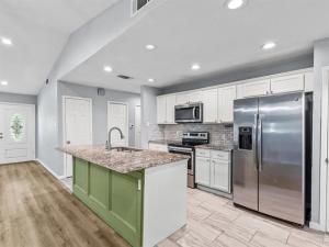 MLS #20912519 image #0