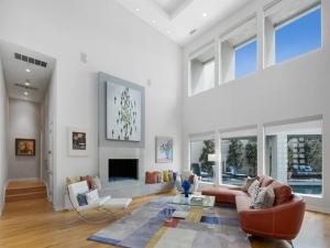 MLS #20913601 image #0