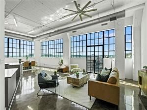 MLS #20916859 image #0