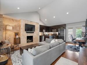 MLS #20917631 image #0