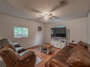 MLS #20926018 image #0
