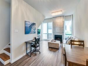 MLS #20933608 image #0
