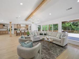 MLS #20933988 image #0