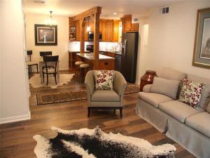 MLS #20943120 image #0