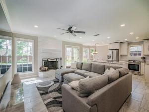 MLS #20943955 image #0