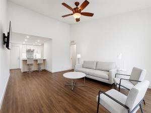MLS #20946381 image #0