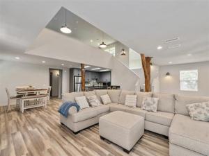 MLS #20951159 image #0