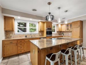 MLS #20965375 image #0