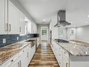 MLS #20967555 image #0