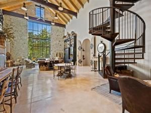 MLS #20970778 image #0