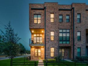 MLS #20976369 image #0