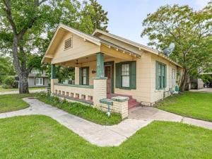 MLS #20976843 image #0