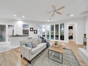 MLS #20977039 image #0