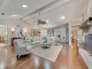 MLS #20992937 image #0