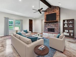 MLS #21000792 image #0