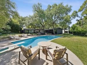 MLS #21000876 image #0