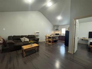 MLS #21001145 image #0