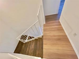 MLS #21001862 image #0