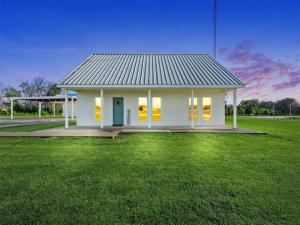 MLS #21001964 image #0