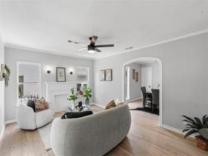 MLS #21002956 image #0