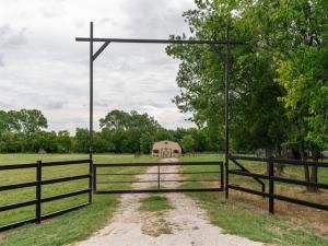 MLS #21003218 image #0