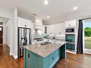 MLS #21003927 image #0